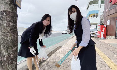 サムネイル:美しい街をより美しくするために当社近辺で清掃活動を行いました