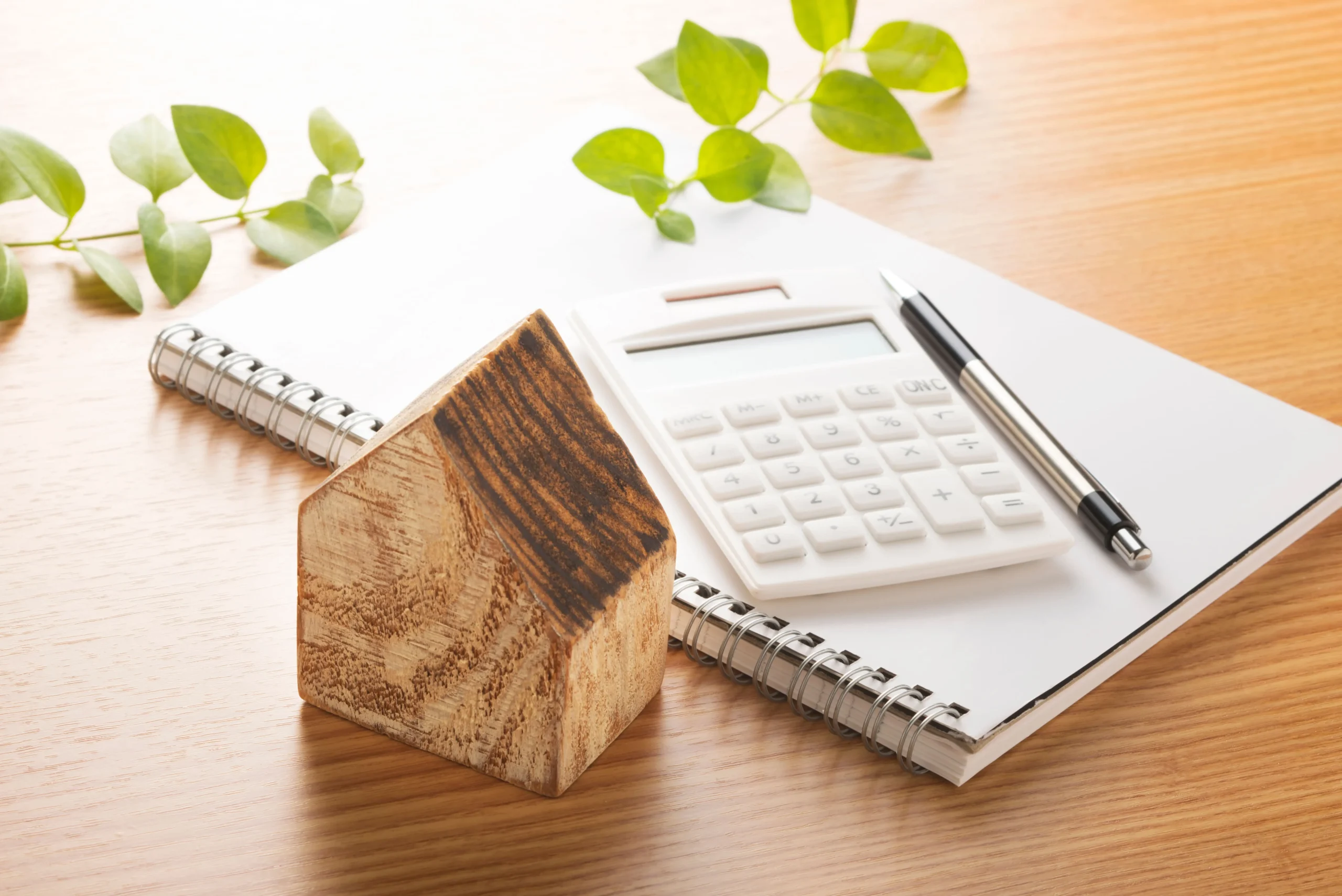 サムネイル：不動産の相続税対策4選！不動産価格の決定方法やポイントを解説