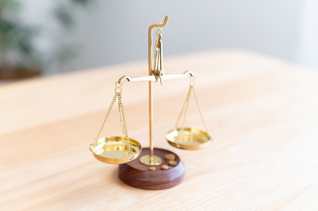 サムネイル：審査に通るには？不動産担保ローン借り換えのコツ